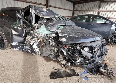 2017 Jeep Grand Cherokee Altitude 4X4 from USA, damaged, VIN 1C4RJFAG2HC951720